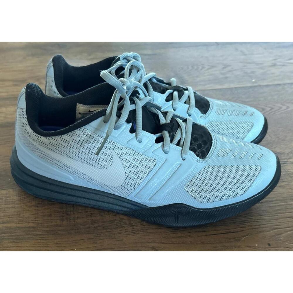 Nike Kobe Mentality “Flint Silver”  Sz 8 basketball shoes sneakers gray/black